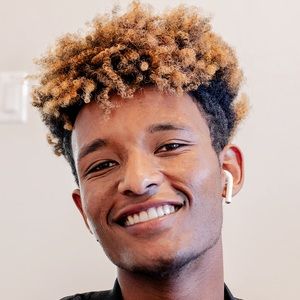 Meet your Posher, Sam